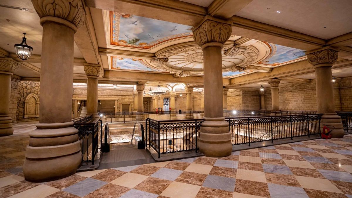 BNH-022 Moon's castle